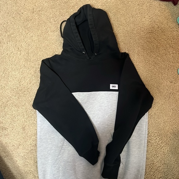 Obey Hoodie - Picture 2 of 4